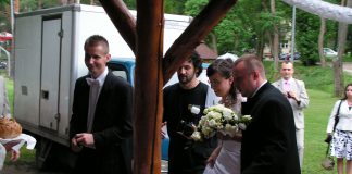 Repertuar wodzireja nie do pobicia Wejście Państwa Młodych na salę weselną