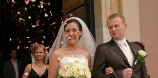 Wodzireja poznacie po… stronie internetowej? Zdjęcie portretowe Pary Młodej