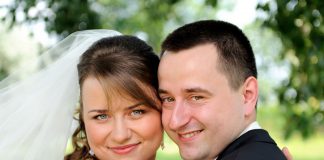 Priorytetem: dotrzymywanie słowa przez wodzireja Zdjęcie portretowe Pary Młodej